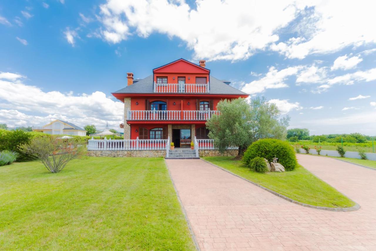 Hotel Rural Lacelo Villadecanes エクステリア 写真