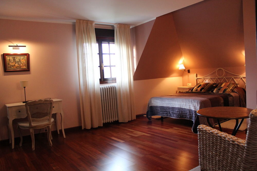 Hotel Rural Lacelo Villadecanes エクステリア 写真