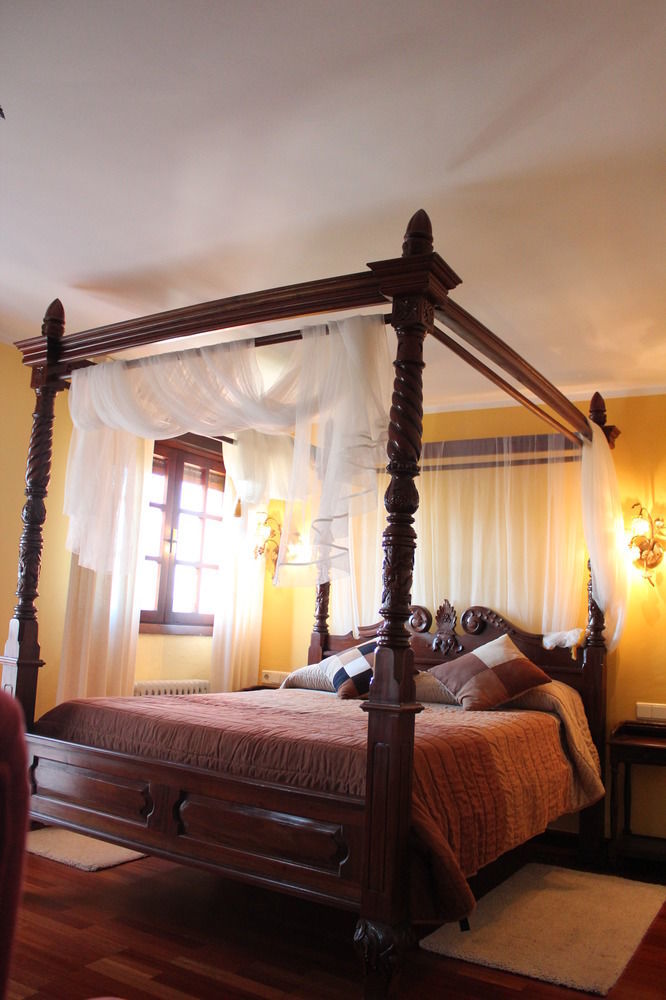 Hotel Rural Lacelo Villadecanes エクステリア 写真