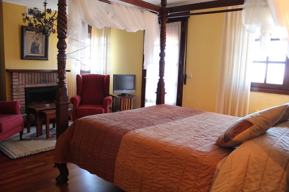 Hotel Rural Lacelo Villadecanes エクステリア 写真