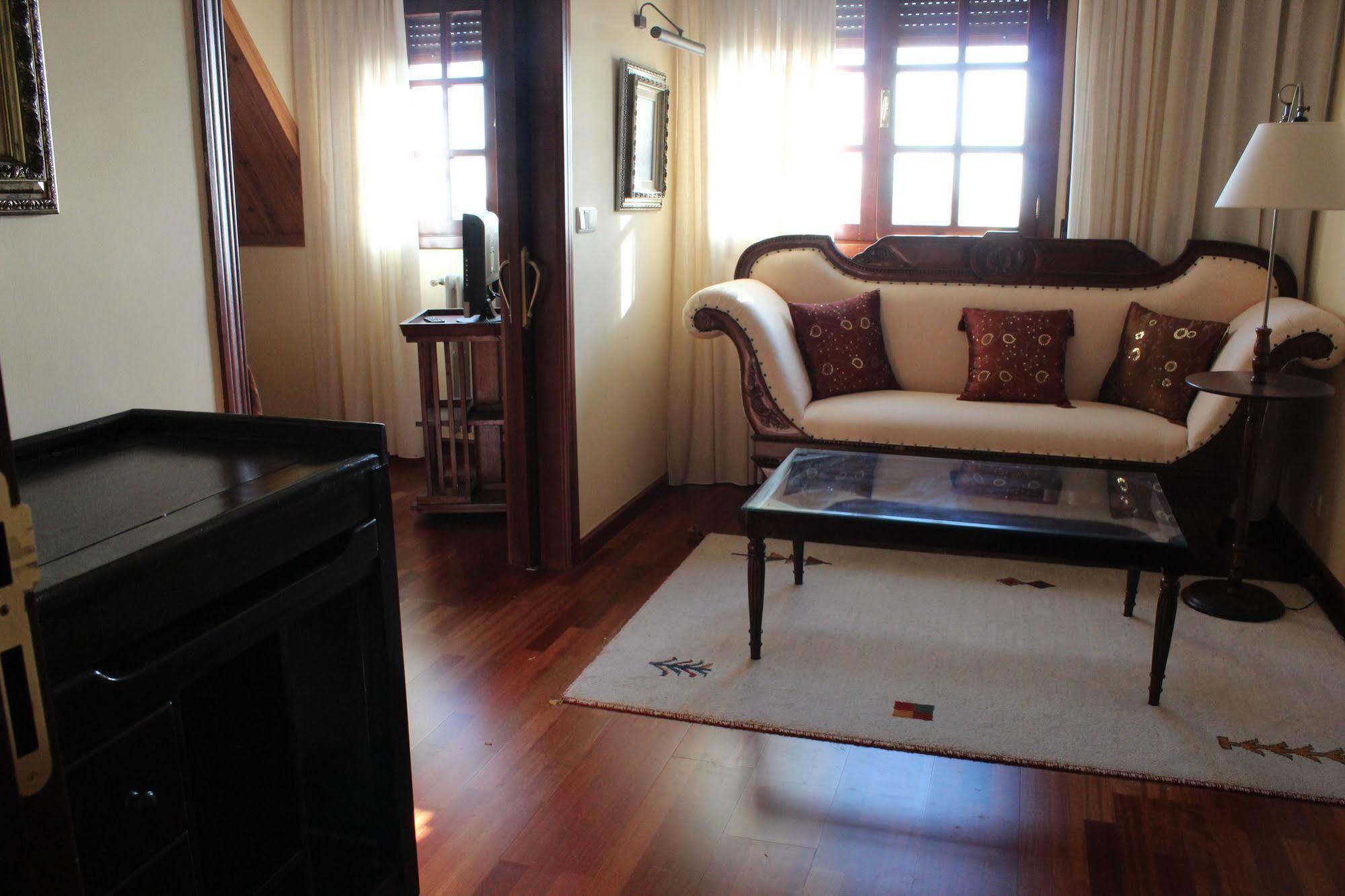 Hotel Rural Lacelo Villadecanes エクステリア 写真